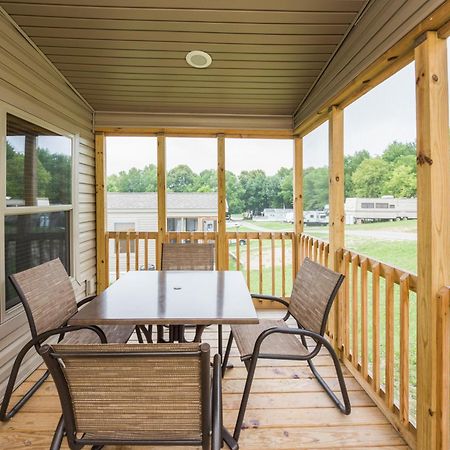 Plymouth Rock Camping Resort Deluxe Cottage Elkhart Lake 외부 사진