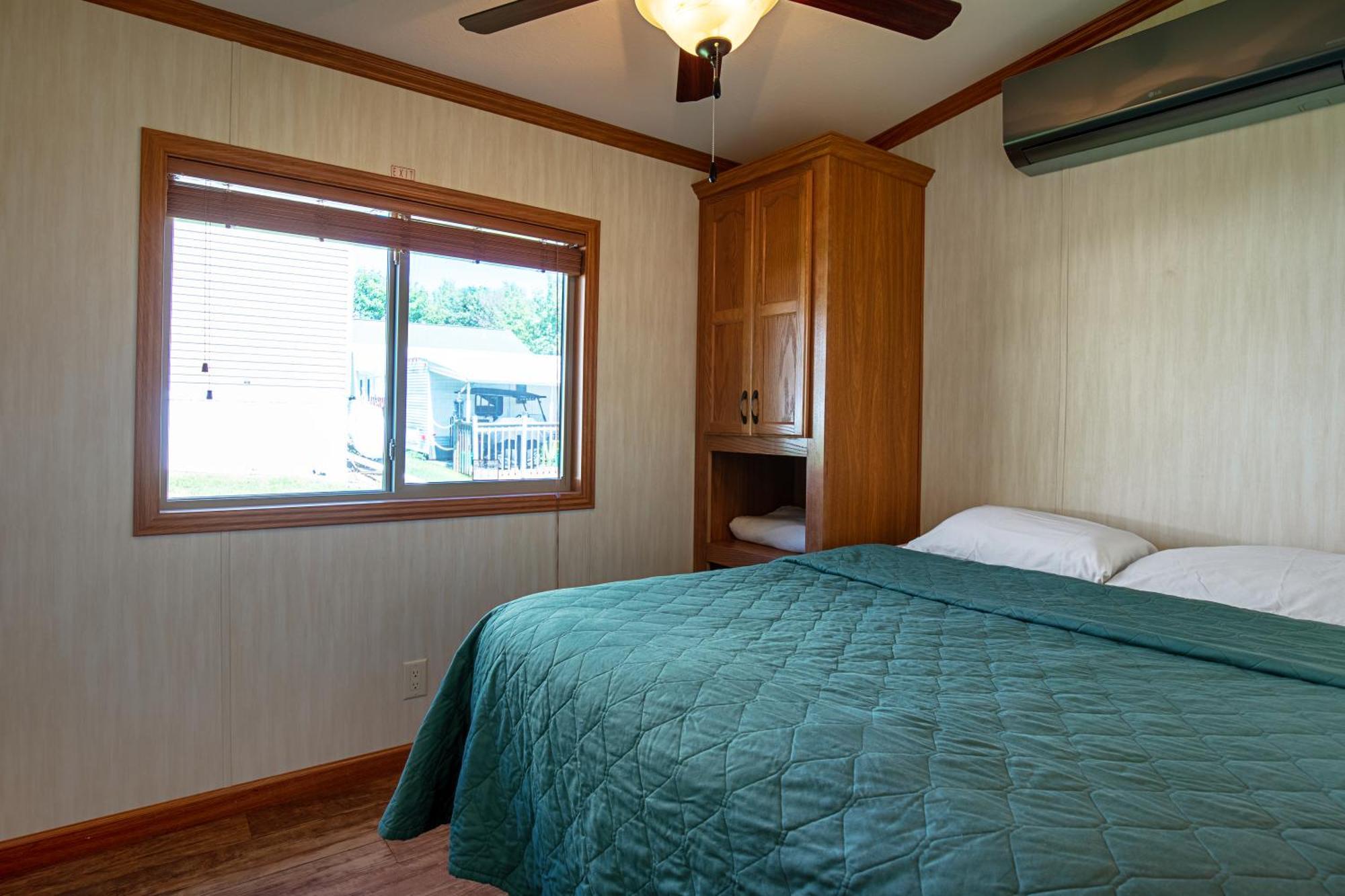 Plymouth Rock Camping Resort Deluxe Cottage Elkhart Lake 외부 사진